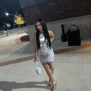 Meet your Posher, Alexis